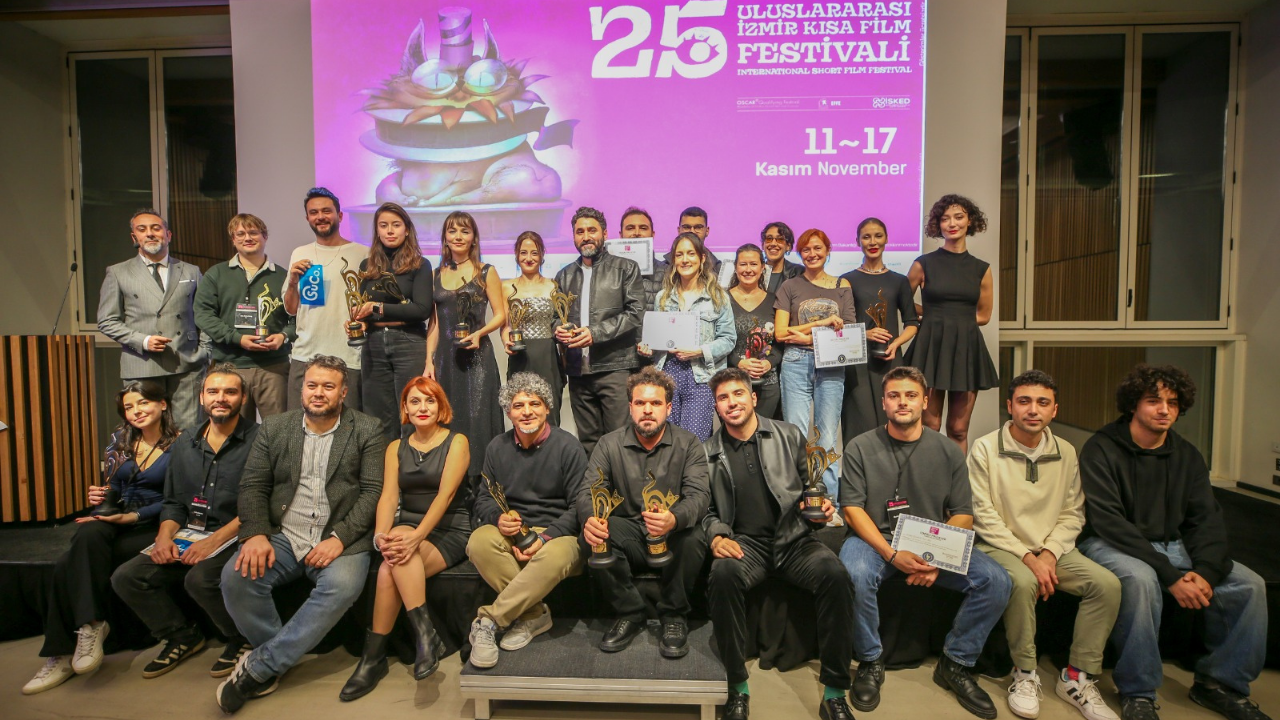 İzmir'in 25 yıllık kısa film maratonu sona erdi: Ödüller sahiplerini buldu!